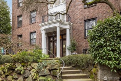 1120 17th Avenue #104, Seattle, WA 98122