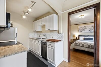 1120 17th Avenue #104, Seattle, WA 98122 - Photo 14