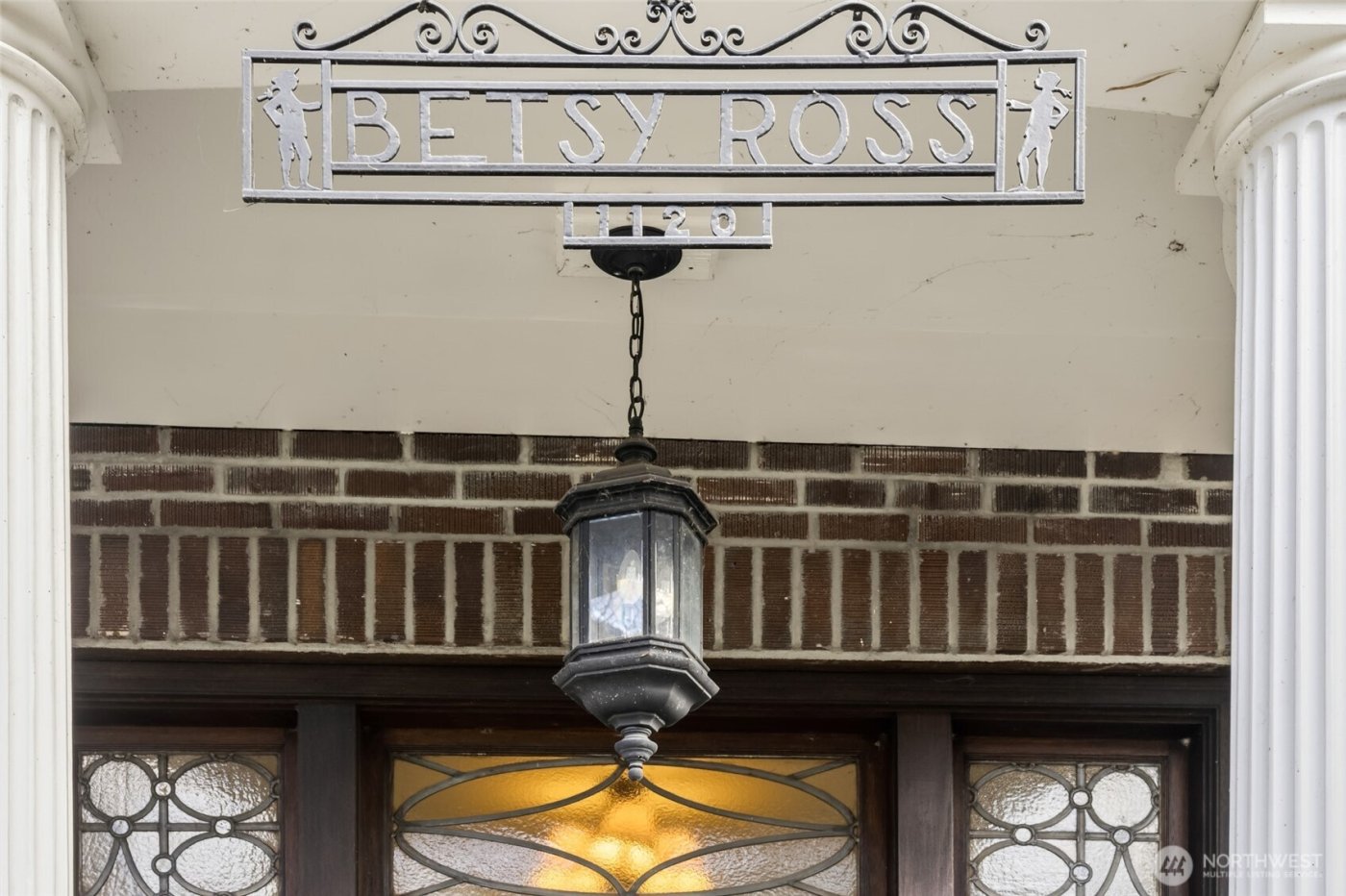 1120 17th Avenue #104, Seattle, WA 98122