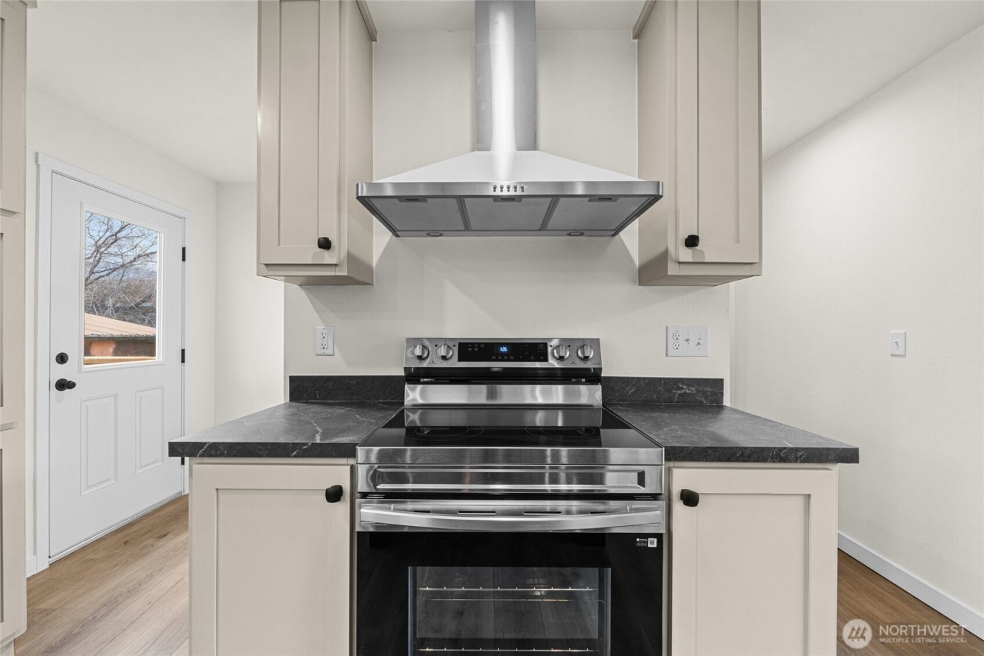 793 N CARTER , Colville, WA 99114