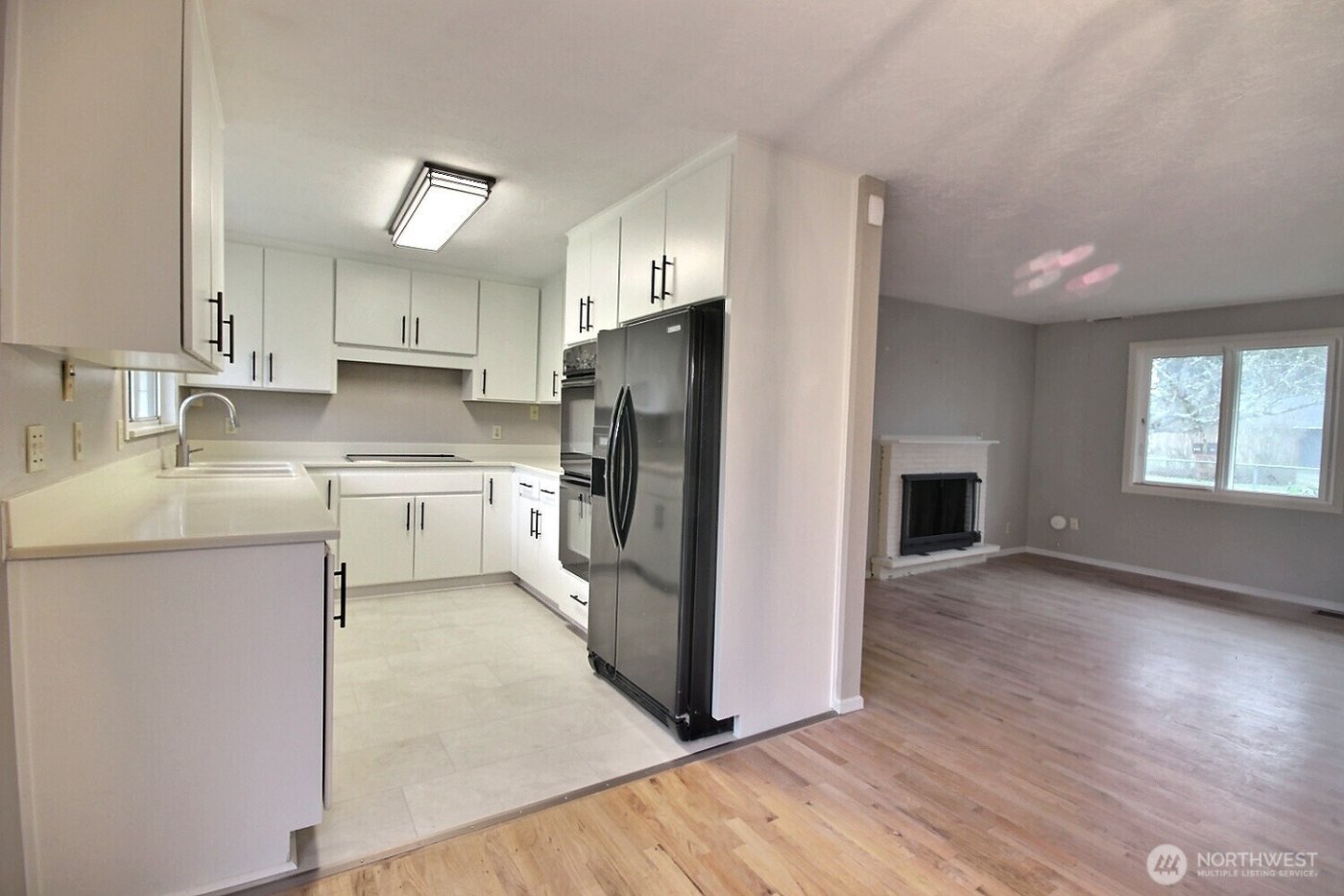 18701 3rd Avenue S, Burien, WA 98148