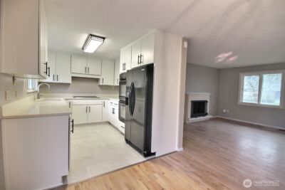 18701 3rd Avenue S, Burien, WA 98148 - Photo 3