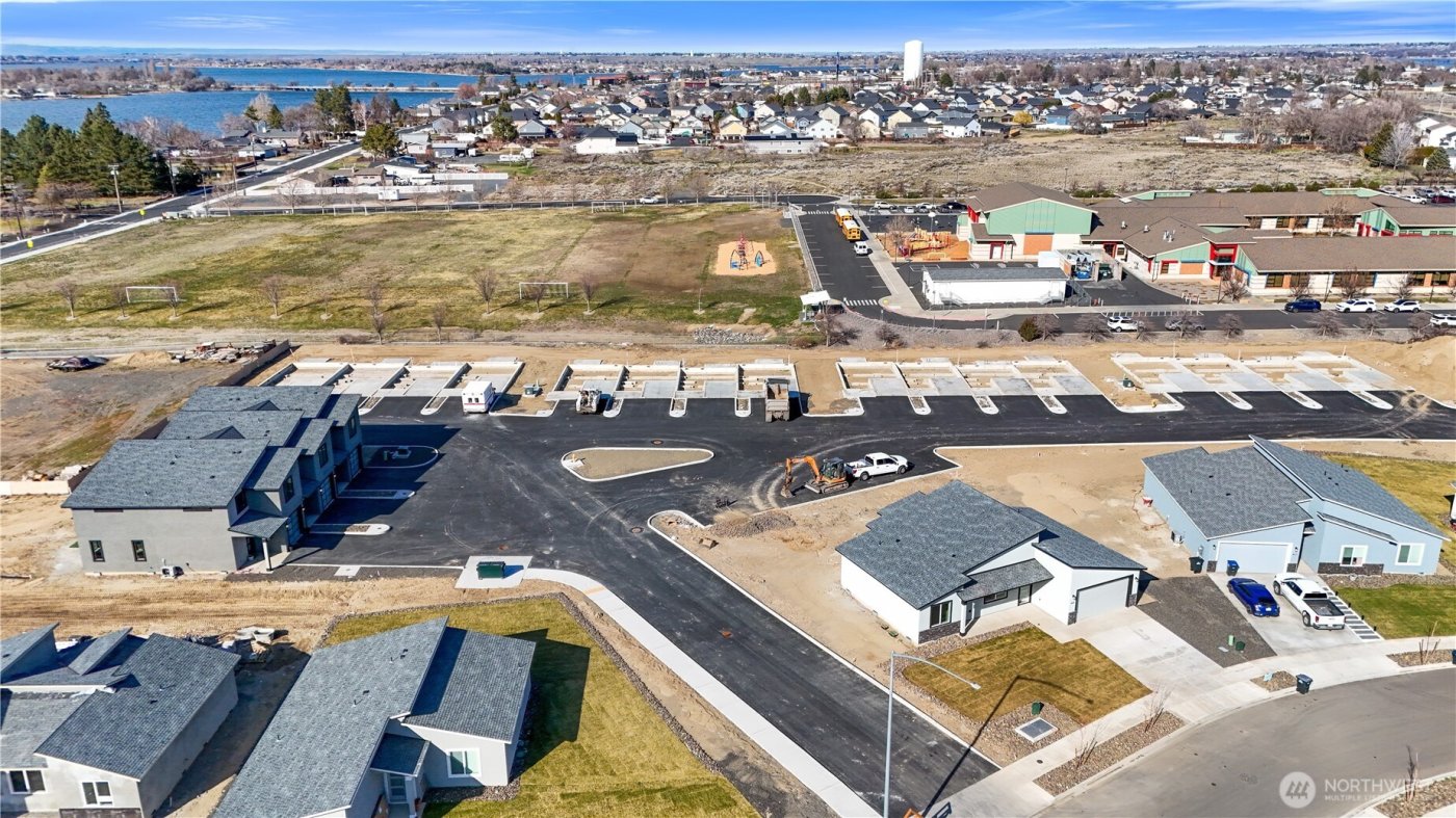 527 S Dorsing Street , Moses Lake, WA 98837