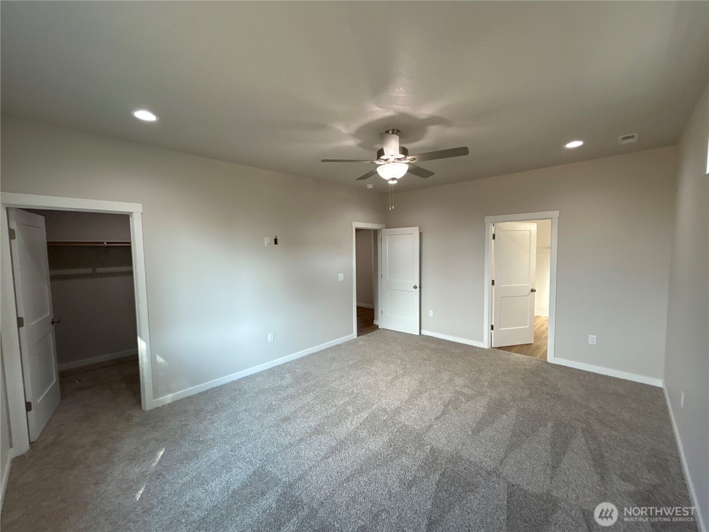 527 S Dorsing Street , Moses Lake, WA 98837