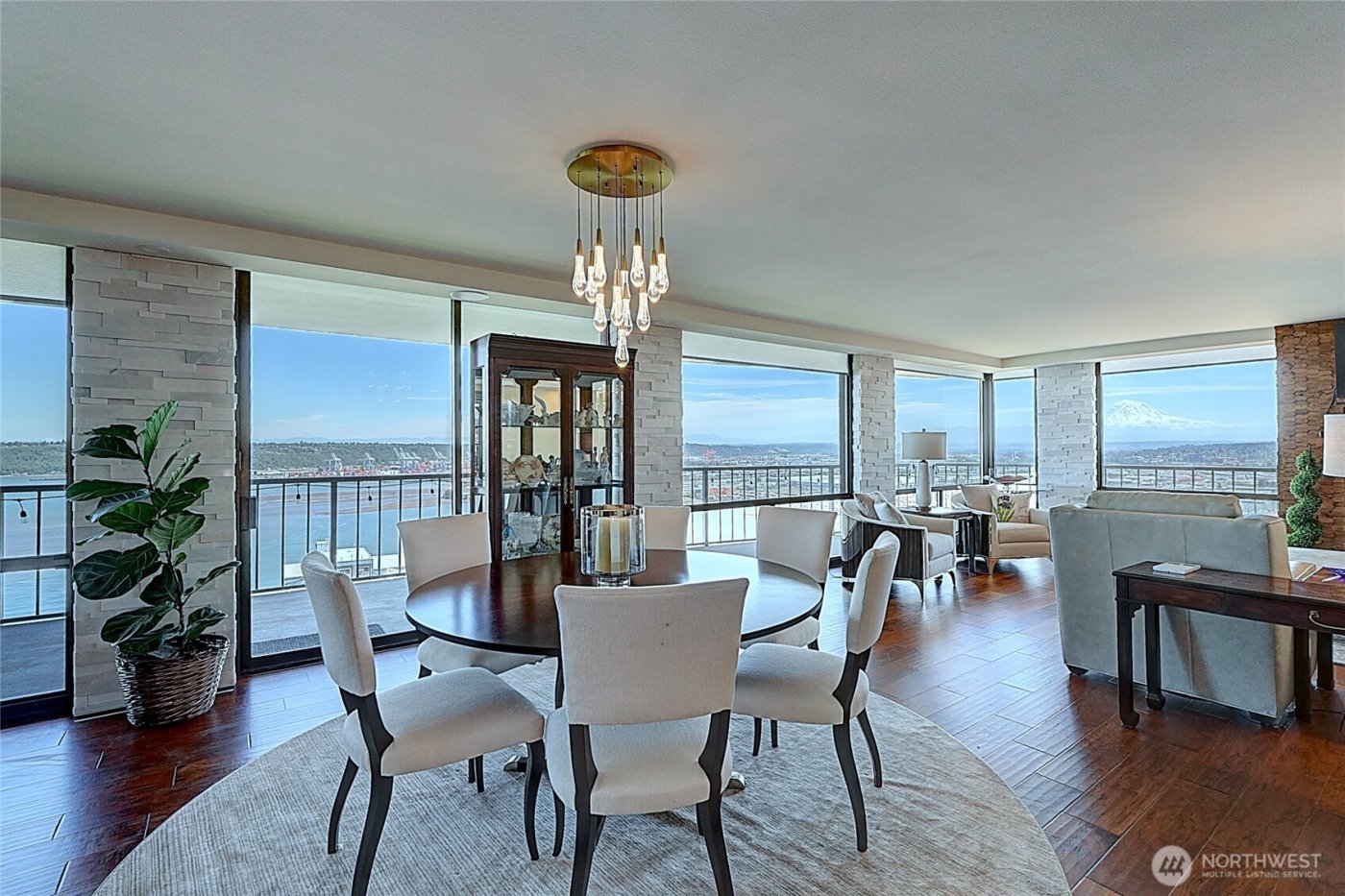 1 N Stadium Way #13, Tacoma, WA 98403