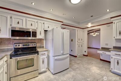 5008 169th Street SE, Bothell, WA 98012-6188 - Photo 14