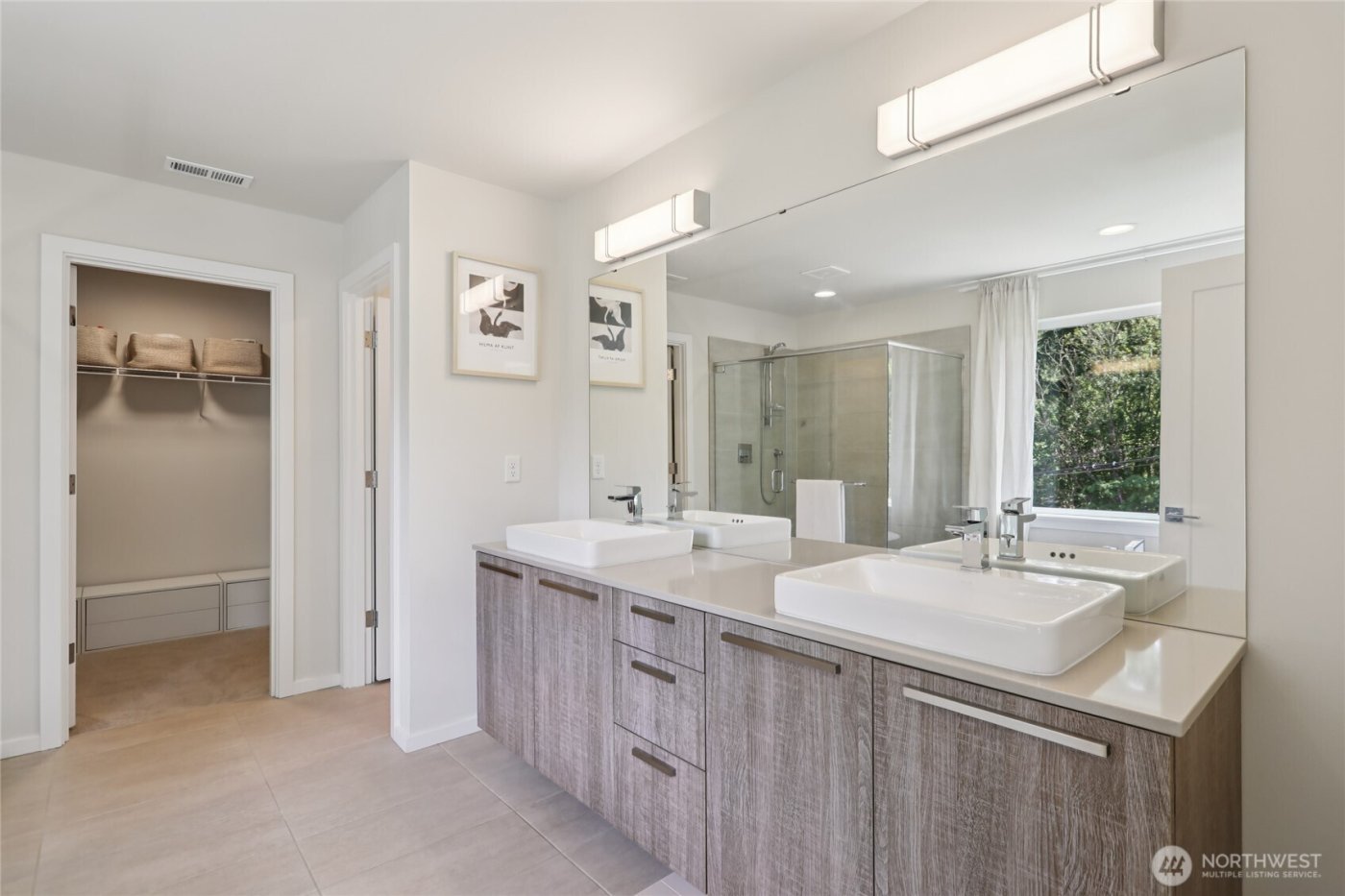 16204 27th Street Ct E, Lake Tapps, WA 98391