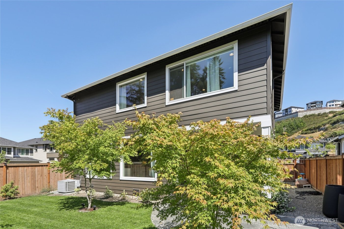 16204 27th Street Ct E, Lake Tapps, WA 98391