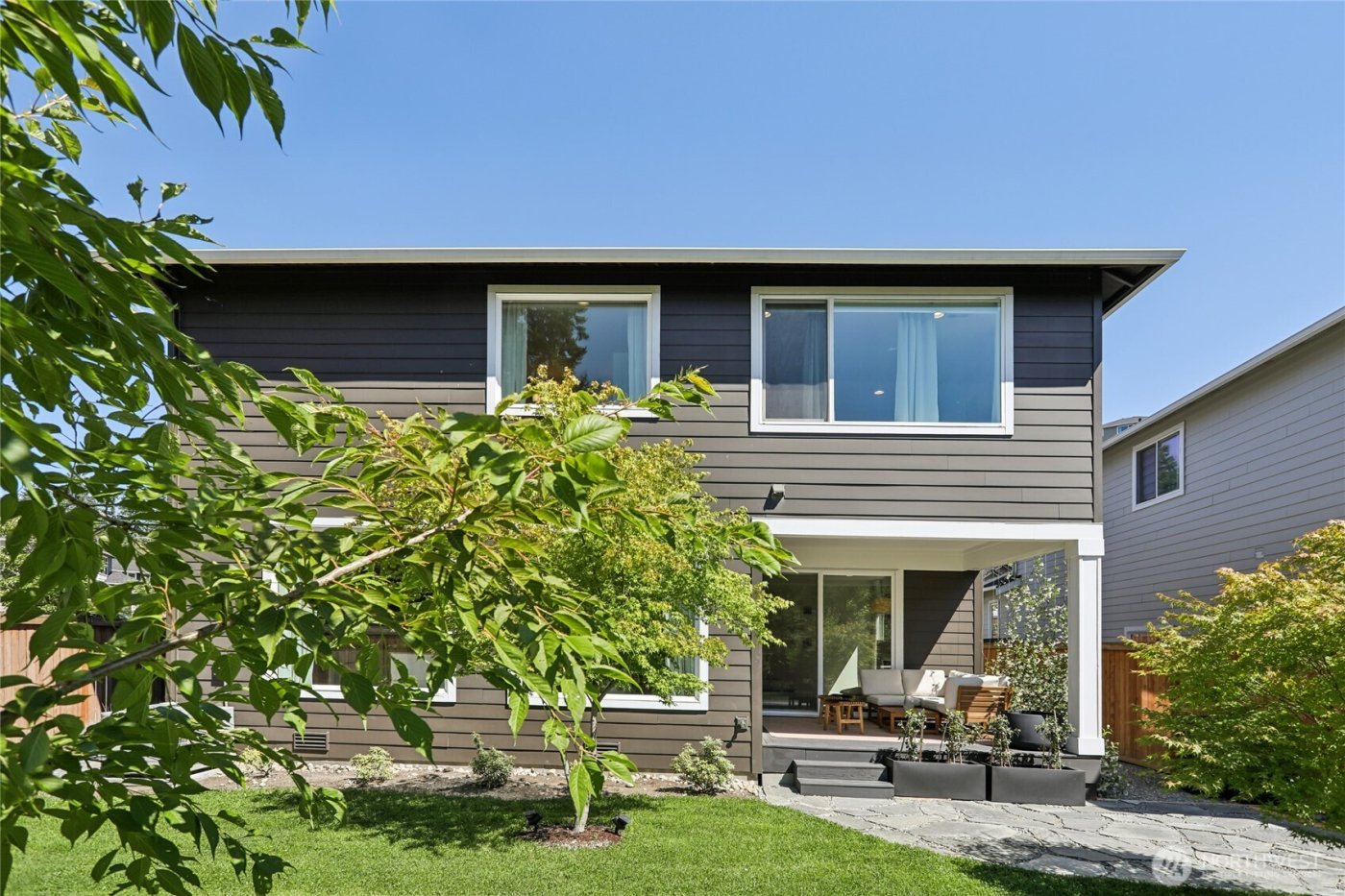 16204 27th Street Ct E, Lake Tapps, WA 98391