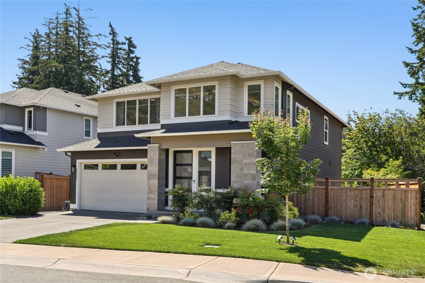 16204 27th Street Ct E, Lake Tapps, WA 98391