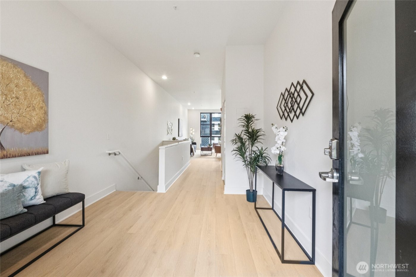 615 E Pike Street #305, Seattle, WA 98122