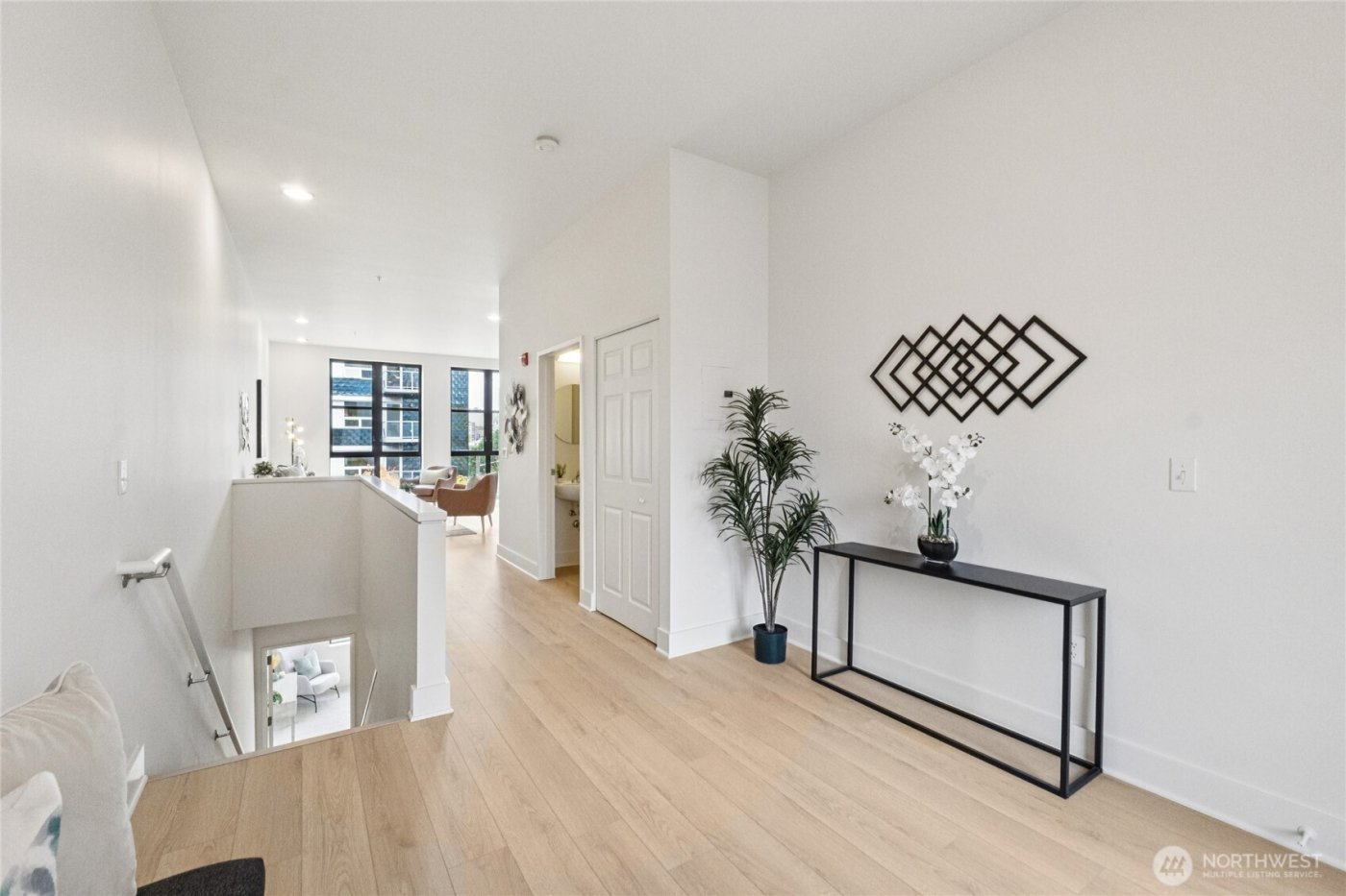 615 E Pike Street #305, Seattle, WA 98122