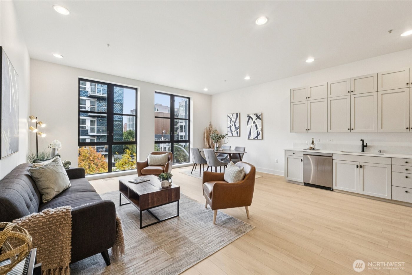 615 E Pike Street #305, Seattle, WA 98122