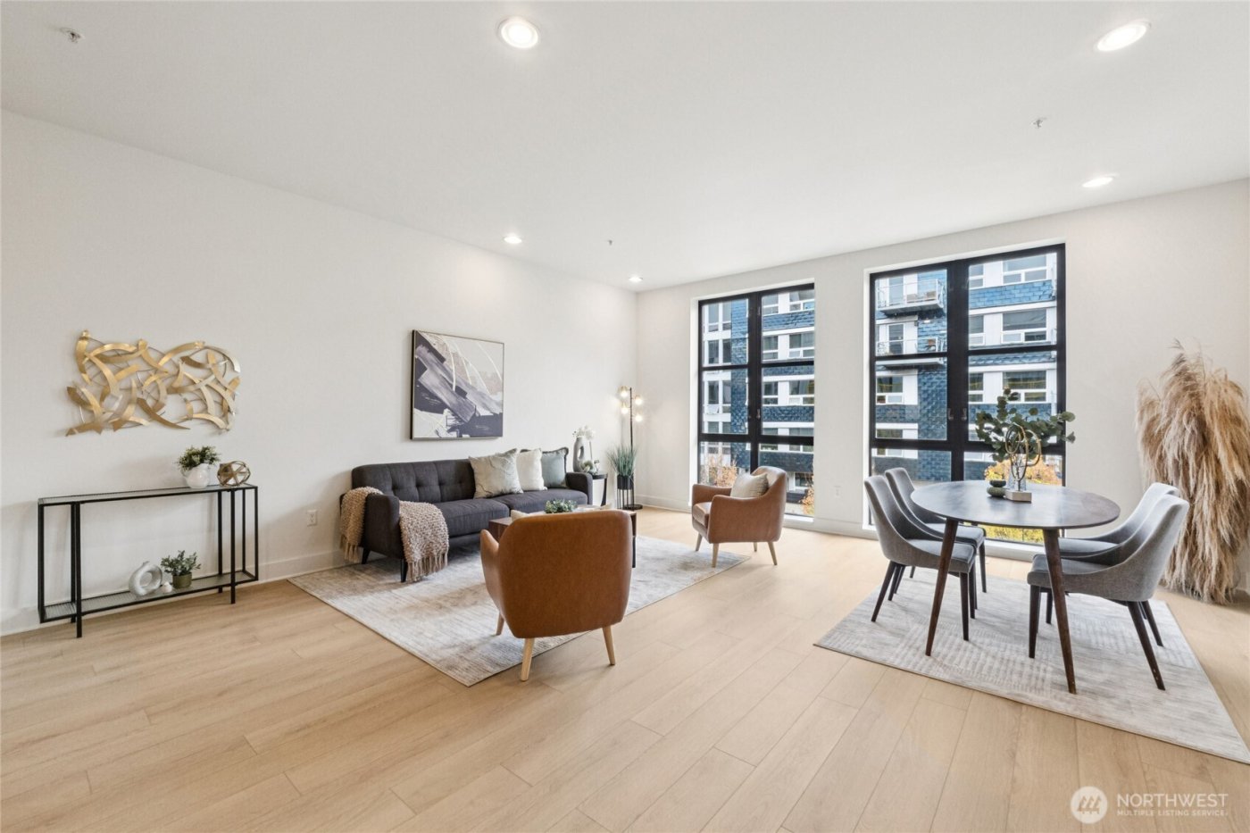 615 E Pike Street #305, Seattle, WA 98122