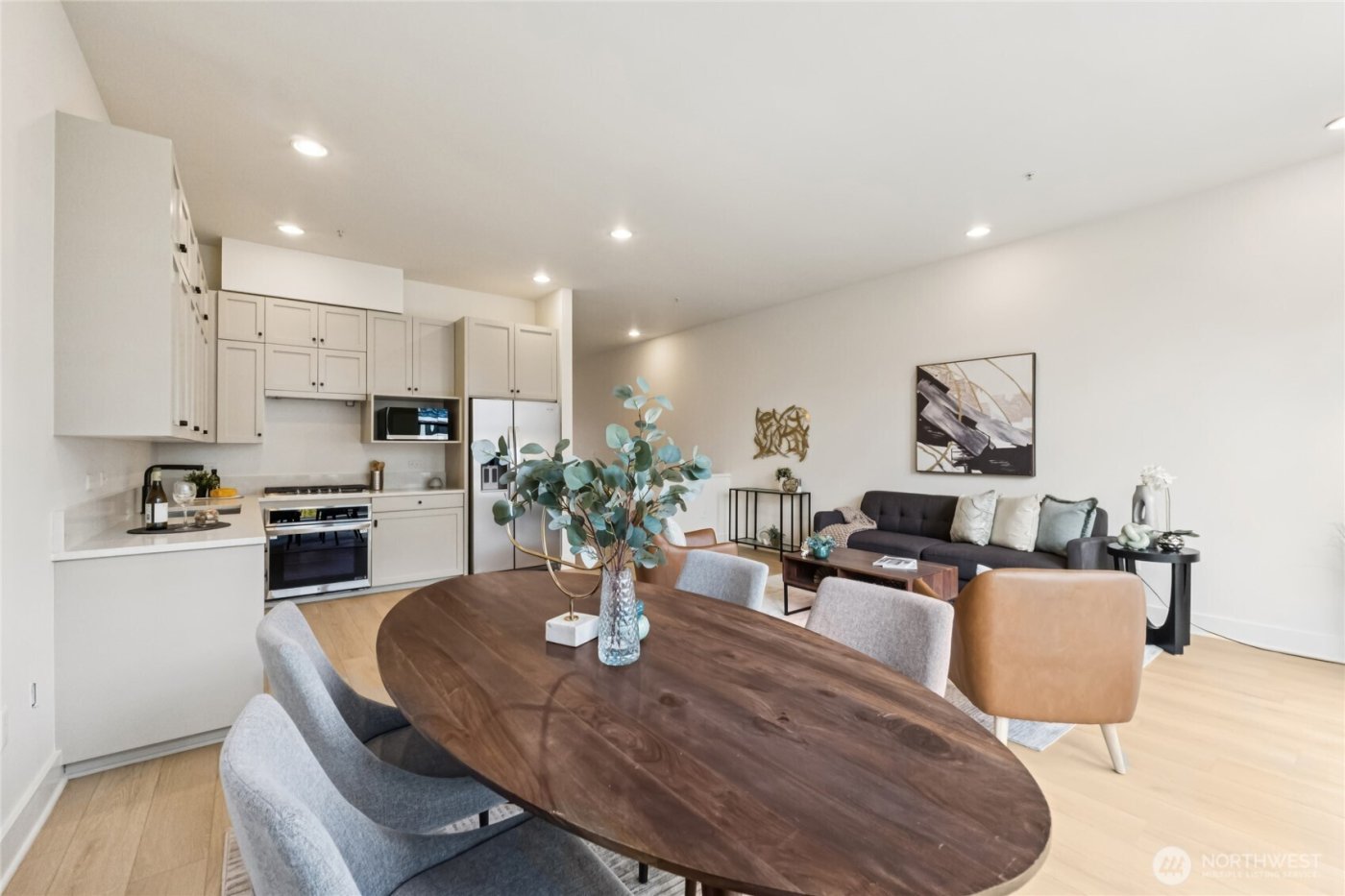 615 E Pike Street #305, Seattle, WA 98122