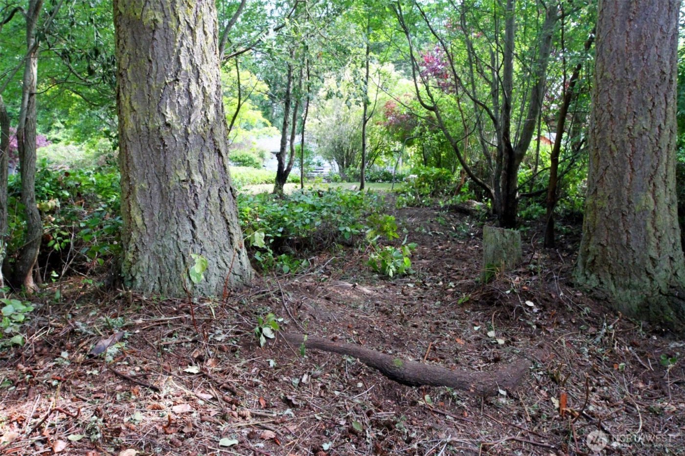 1042 Crest Avenue , Port Townsend, WA 98368