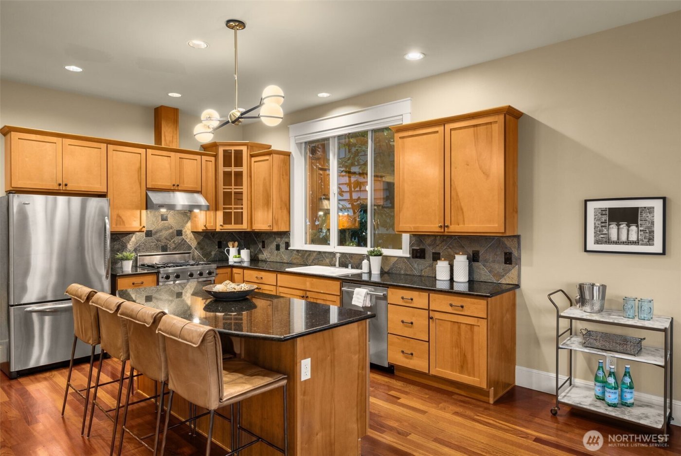 8360 Loyal Way NW, Seattle, WA 98117