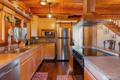 11092 US Highway 12 , Randle, WA 98937 - Photo 9