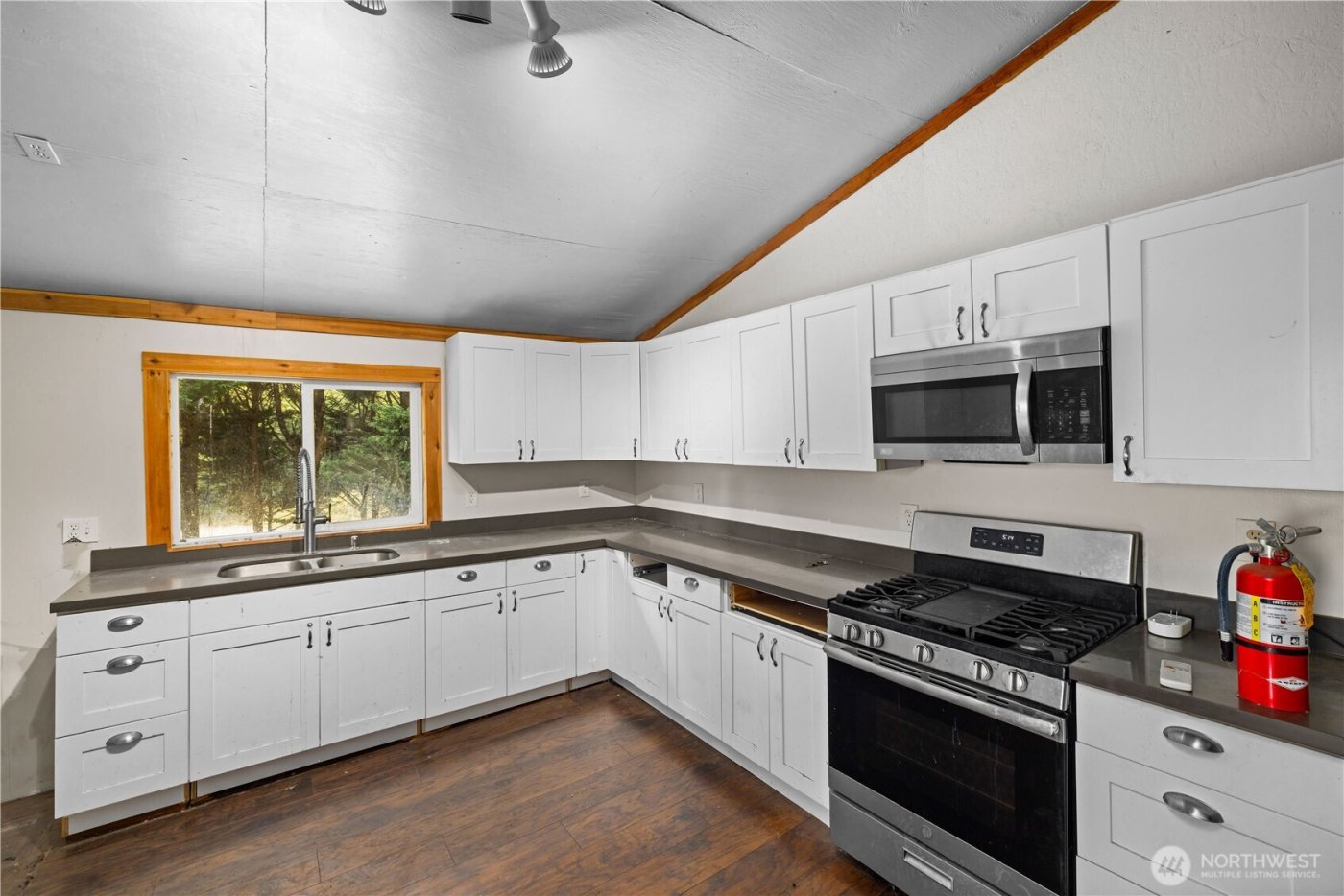 27272 Big Valley Road NE, Poulsbo, WA 98370