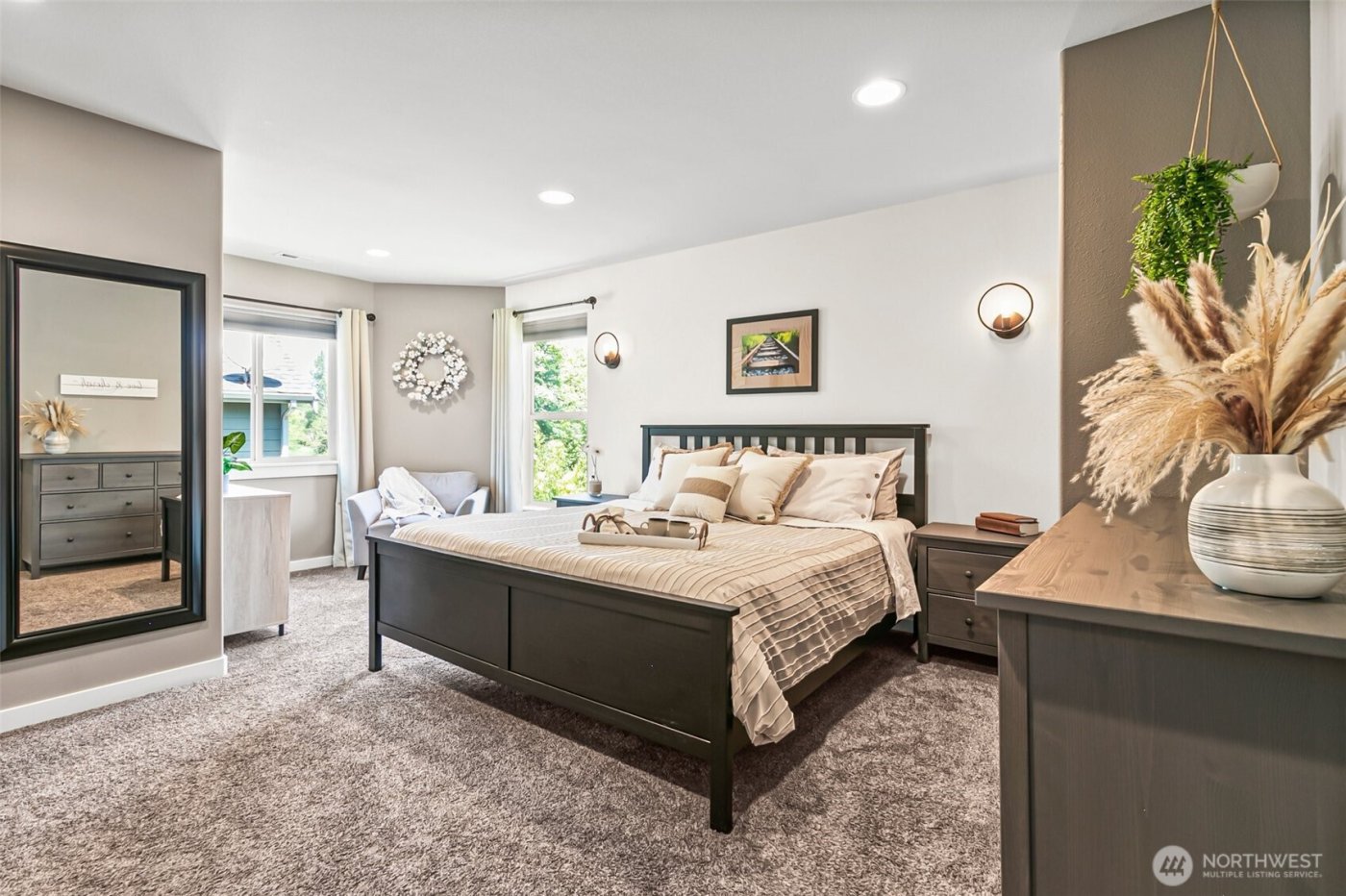 32794 Abrams Avenue , Black Diamond, WA 98010