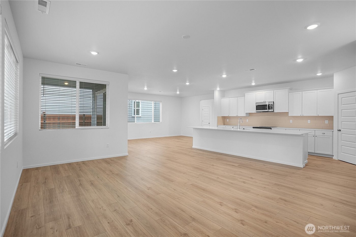 20444 Myrtle Place E, Bonney Lake, WA 98391