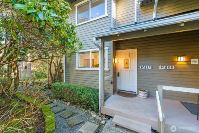 1218 101st Place NE, Bellevue, WA 98004 - Photo 4