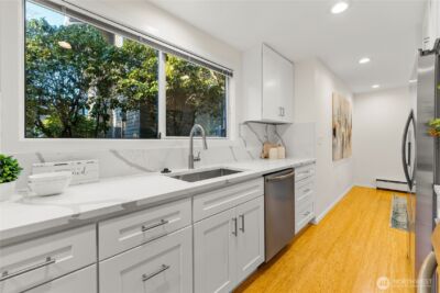 1218 101st Place NE, Bellevue, WA 98004 - Photo 8