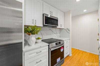 1218 101st Place NE, Bellevue, WA 98004 - Photo 9
