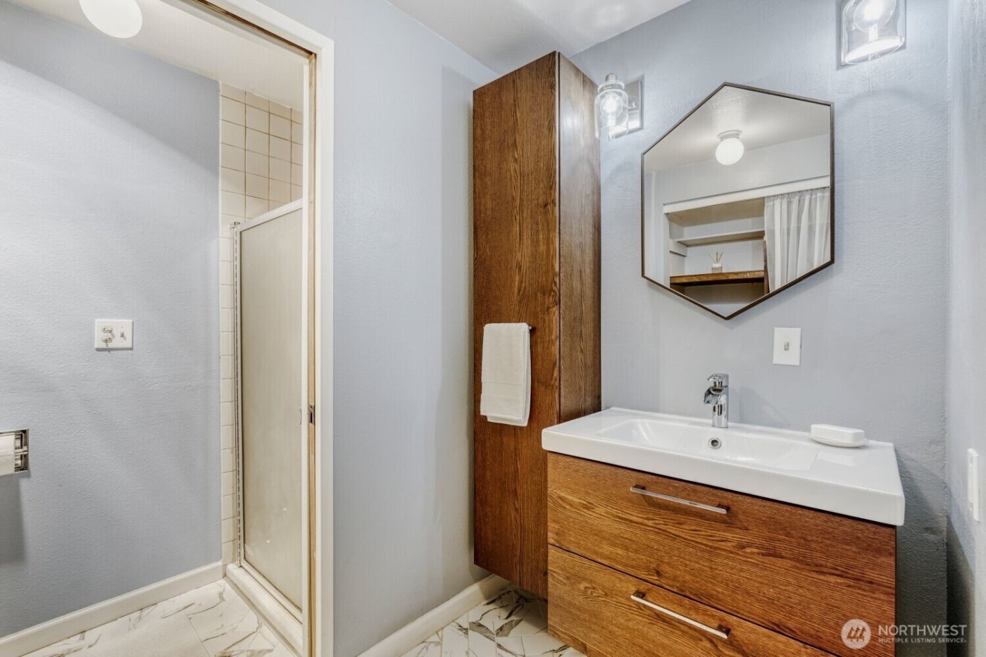 3501 SW Holden Street #303, Seattle, WA 98126-3449