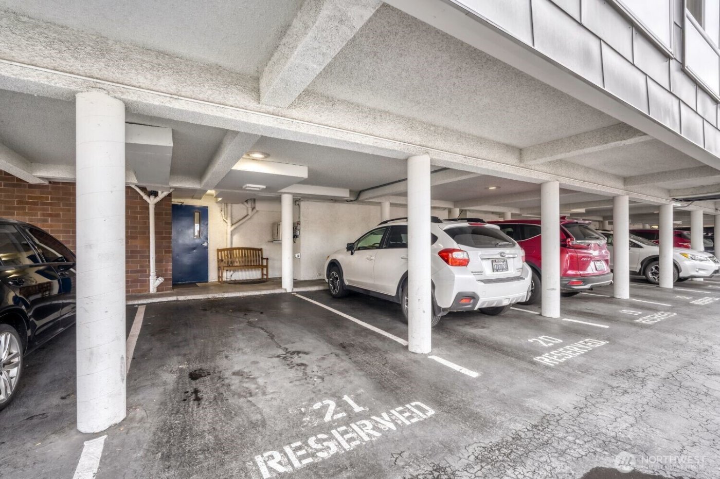 3501 SW Holden Street #303, Seattle, WA 98126-3449