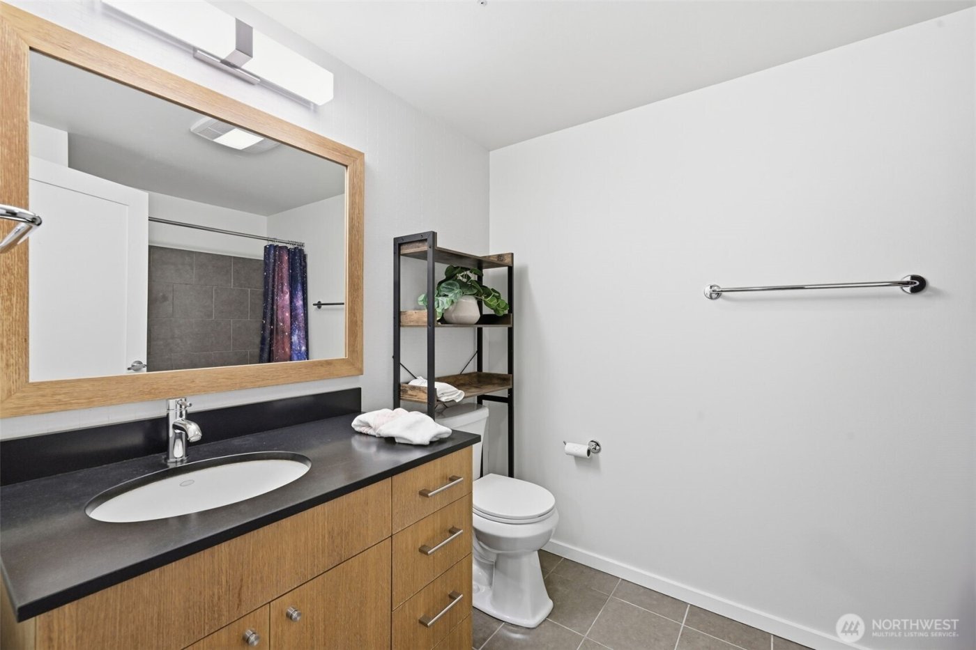 76 Cedar Street #807, Seattle, WA 98121