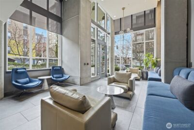 76 Cedar Street #807, Seattle, WA 98121 - Photo 2