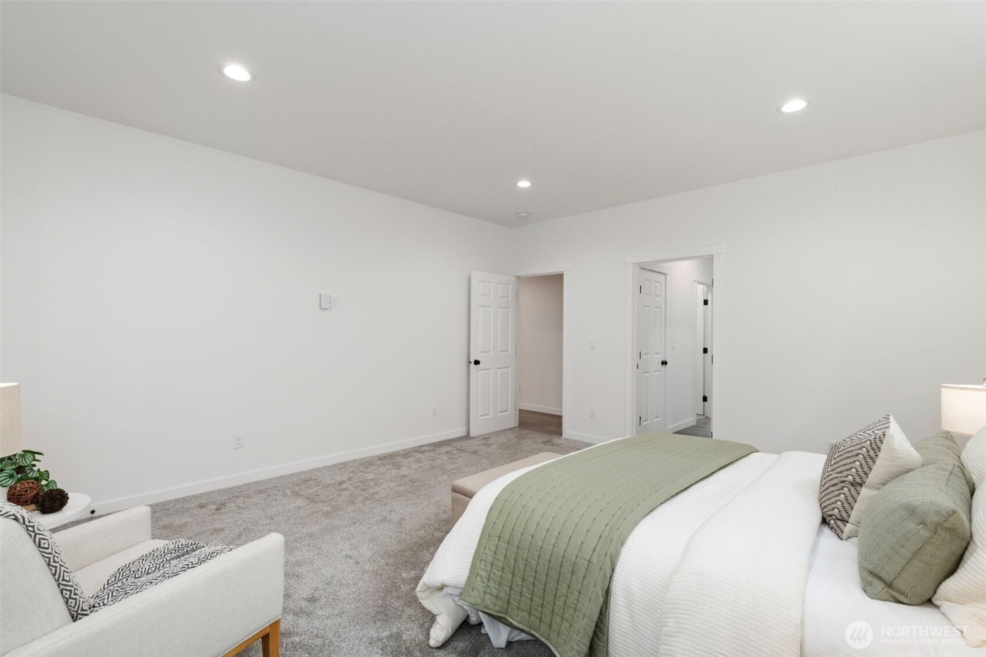 101 NE Anvil Lane , Belfair, WA 98528