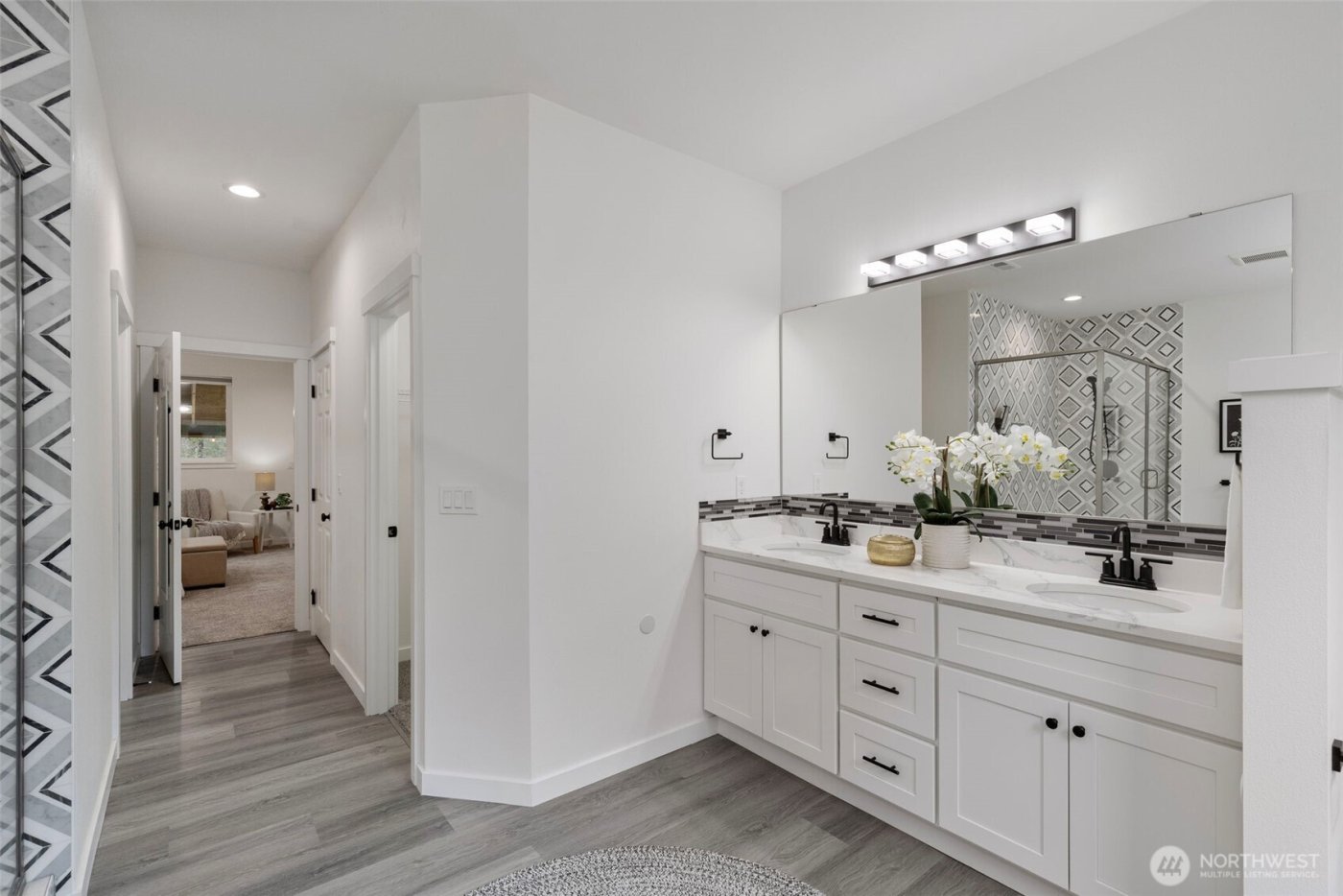 101 NE Anvil Lane , Belfair, WA 98528