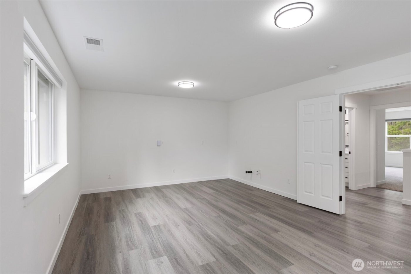 101 NE Anvil Lane , Belfair, WA 98528