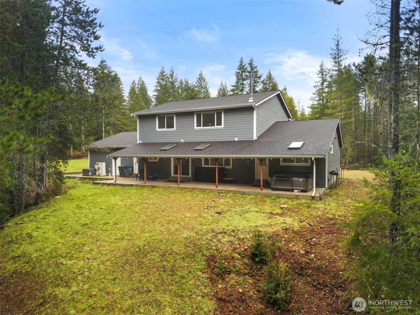 101 NE Anvil Lane , Belfair, WA 98528