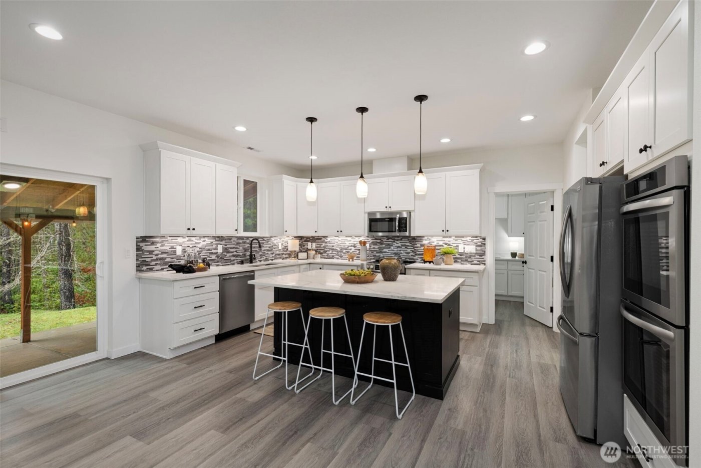 101 NE Anvil Lane , Belfair, WA 98528