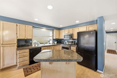 8310 61st Street W, University Place, WA 98467 - Photo 15