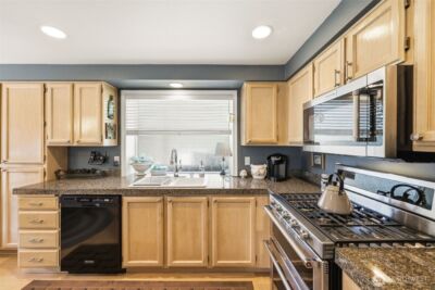 8310 61st Street W, University Place, WA 98467 - Photo 16