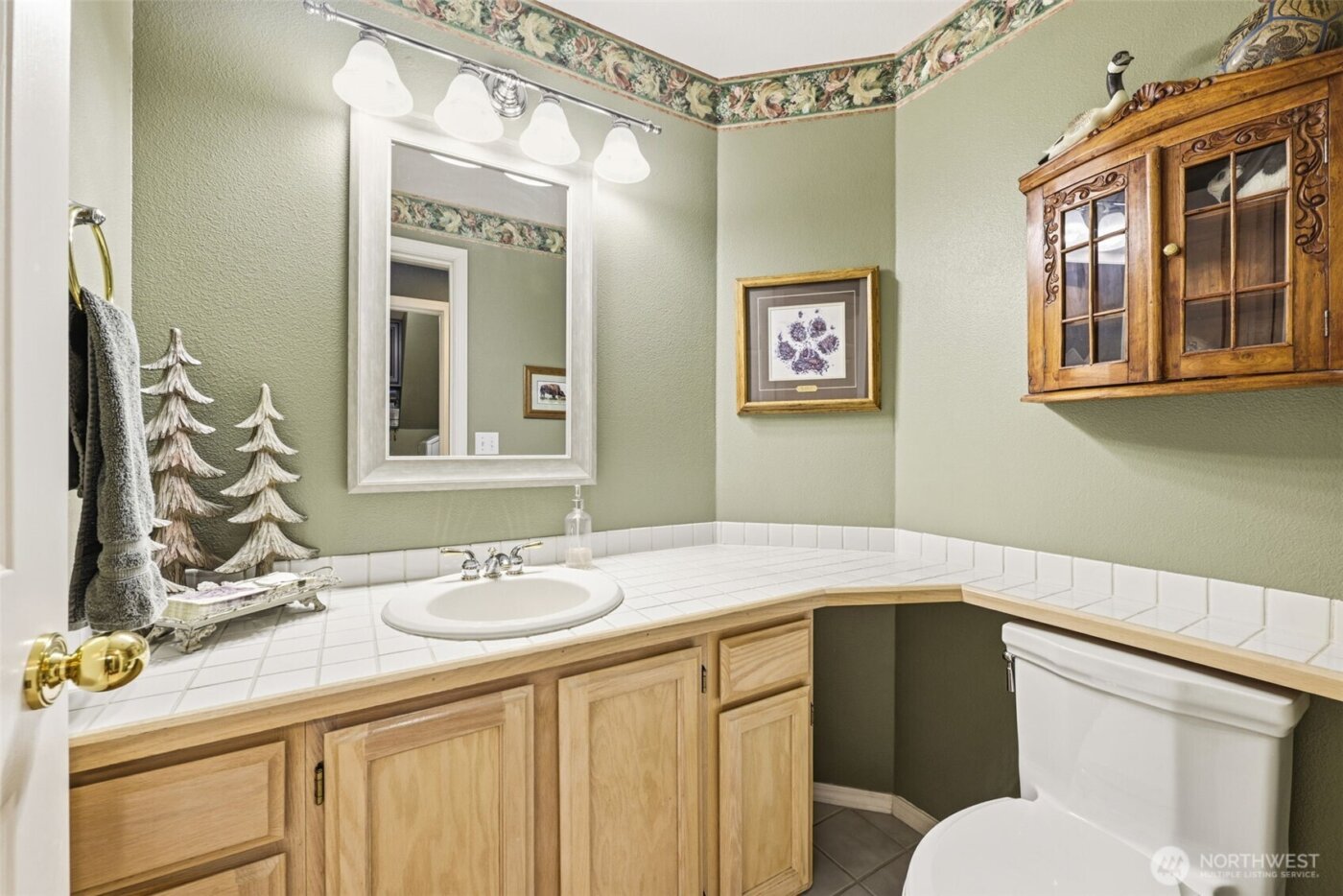 8310 61st Street W, University Place, WA 98467