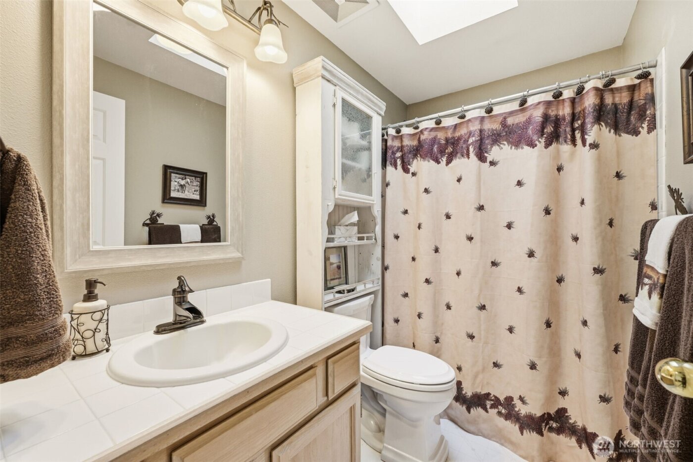 8310 61st Street W, University Place, WA 98467