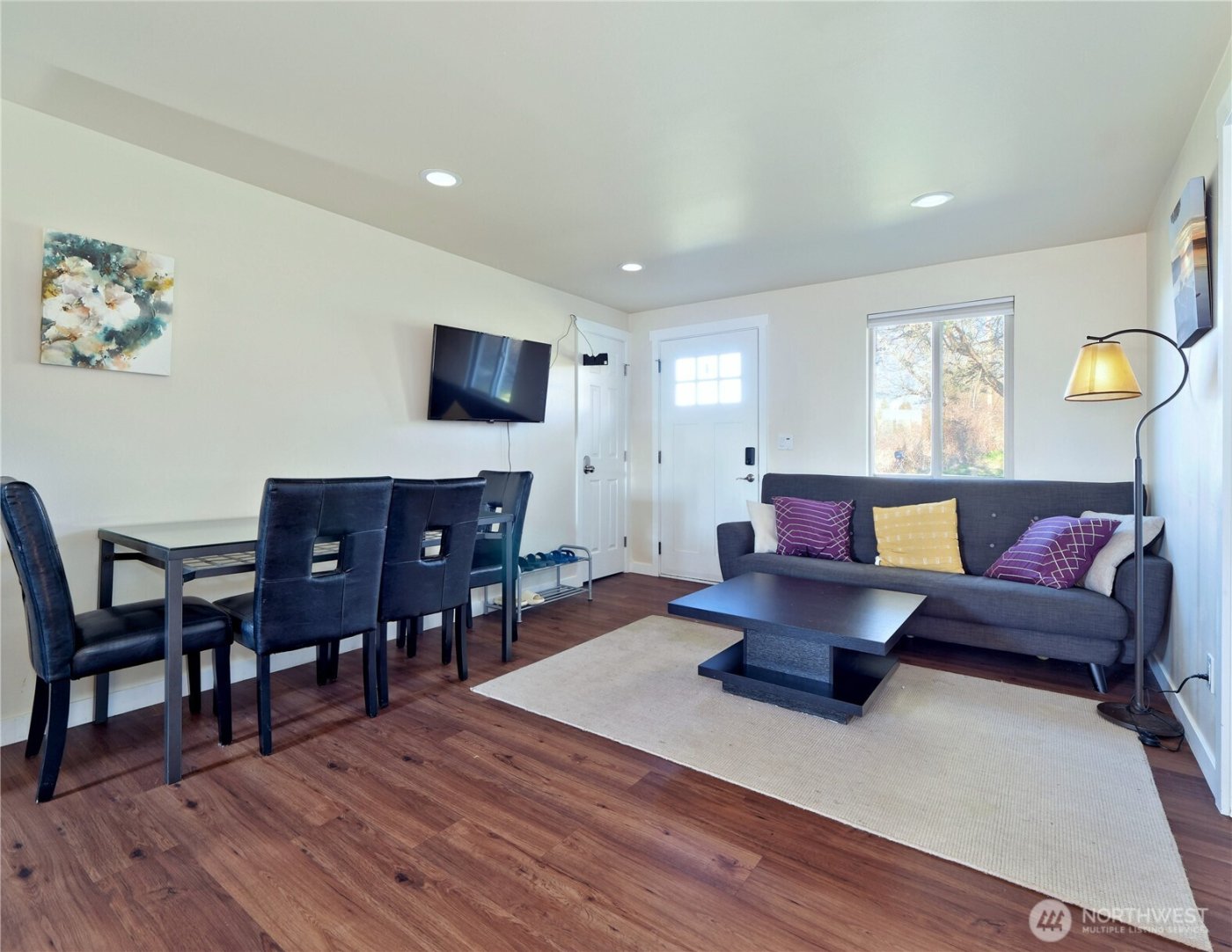 6105 S 124th St , Seattle, WA 98178