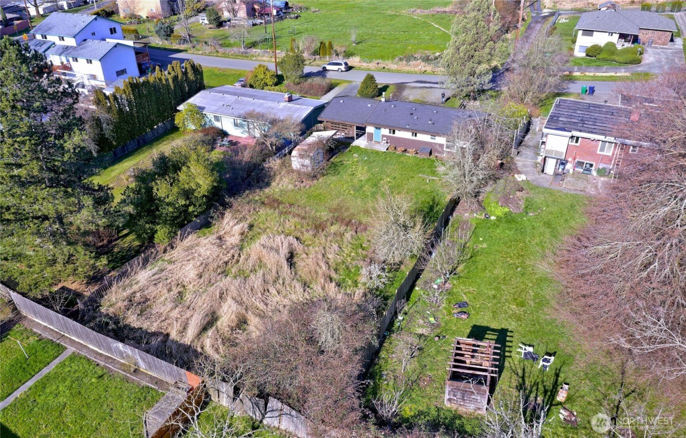 6105 S 124th St , Seattle, WA 98178