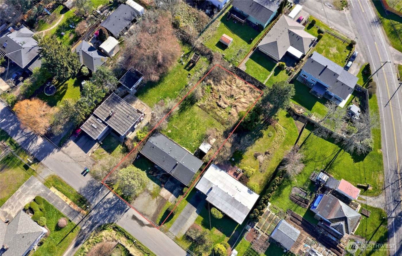 6105 S 124th St , Seattle, WA 98178