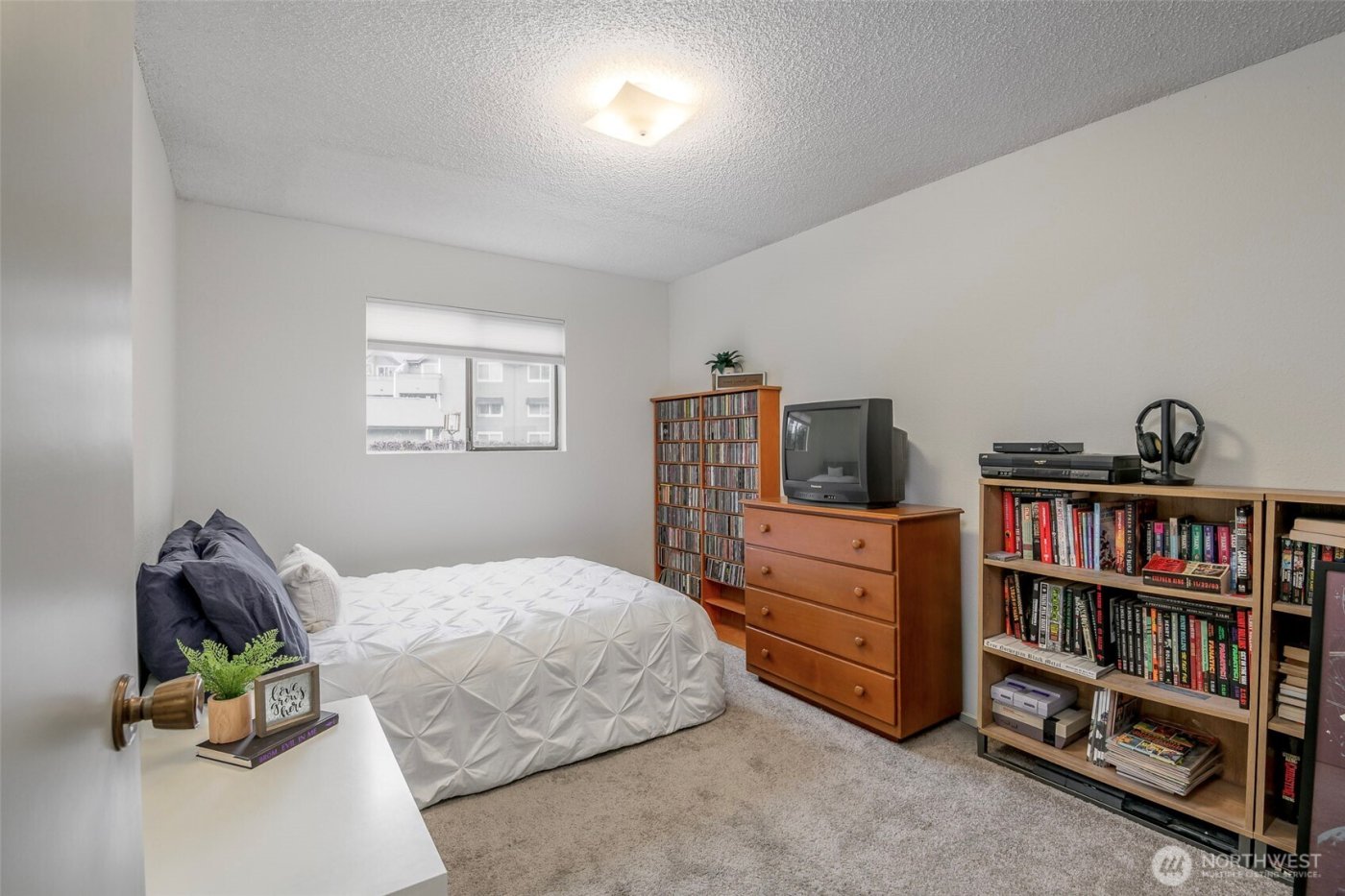 8521 S 259th Street #B-15, Kent, WA 98030