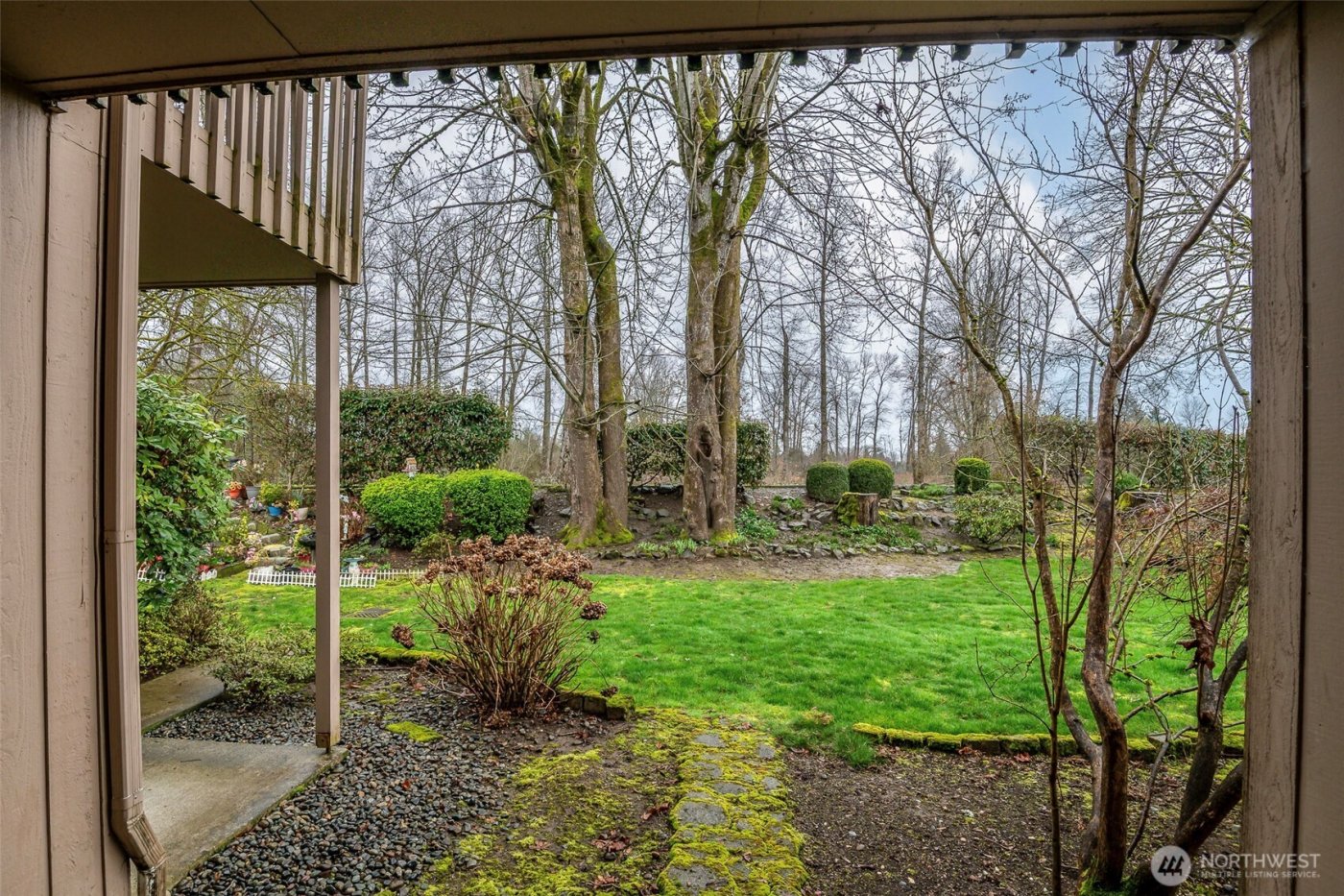 8521 S 259th Street #B-15, Kent, WA 98030