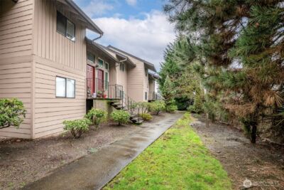 8521 S 259th Street #B-15, Kent, WA 98030 - Photo 23