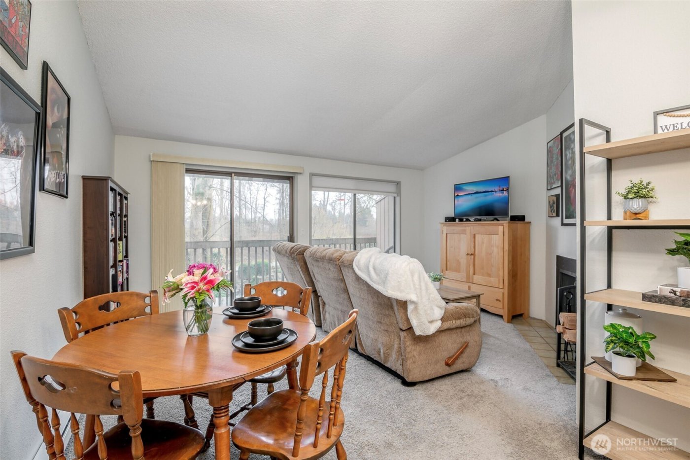 8521 S 259th Street #B-15, Kent, WA 98030