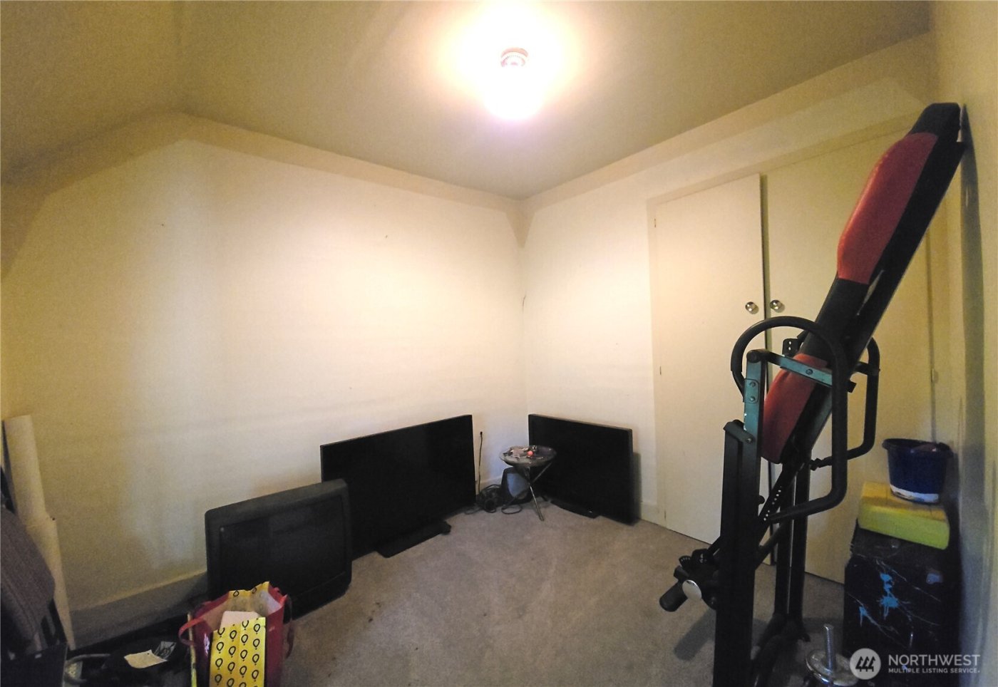 1008 E Pioneer , Montesano, WA 98563