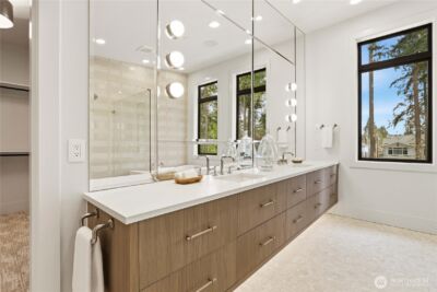 2202 102nd Place SE, Bellevue, WA 98004 - Photo 22